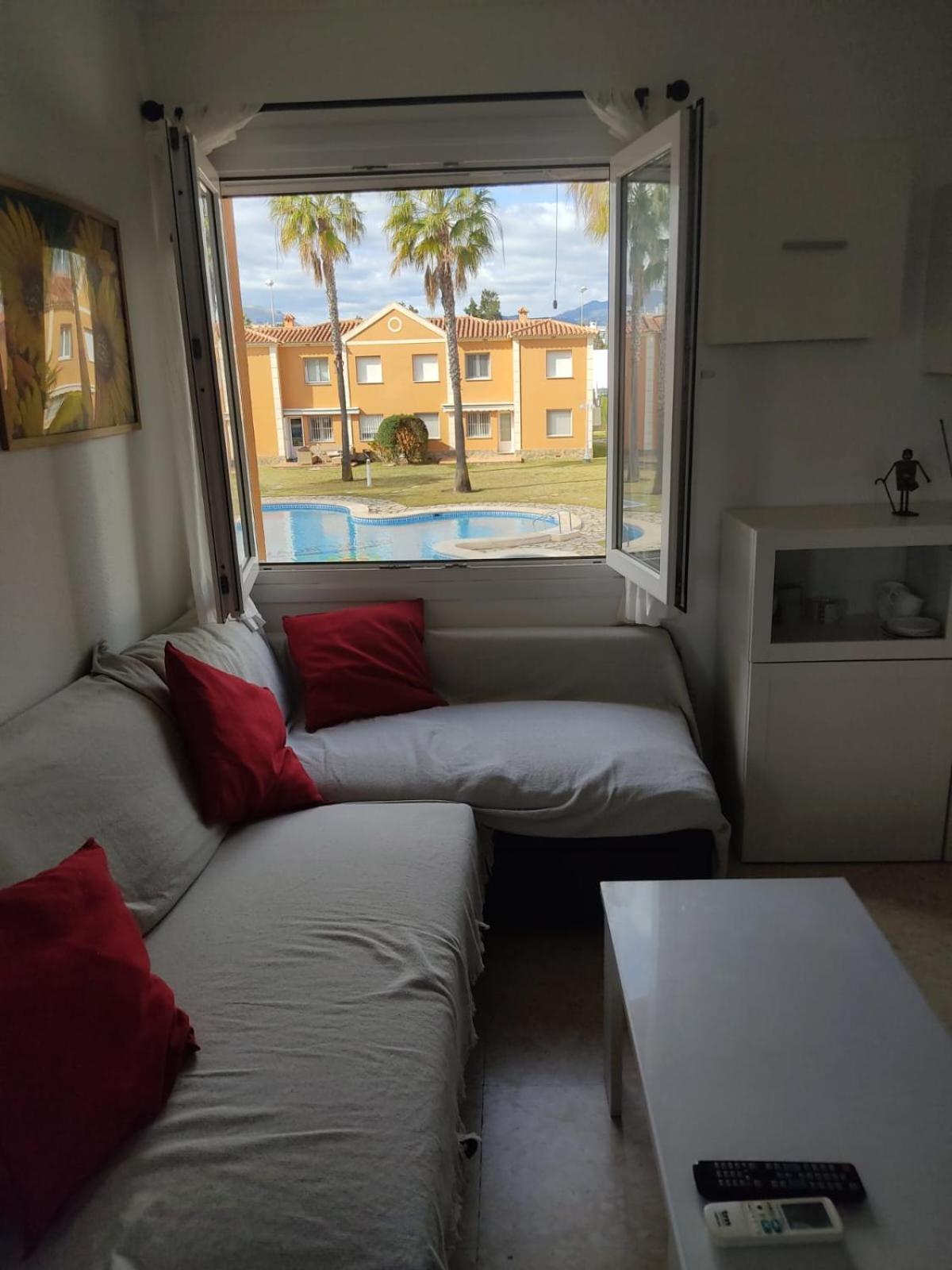דירות Casa Laya En Oliva Nova מראה חיצוני תמונה